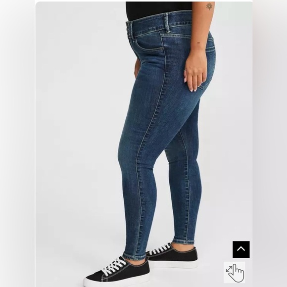 TORRID- Jegging Skinny High Rise Jeans - Picture 6 of 8
